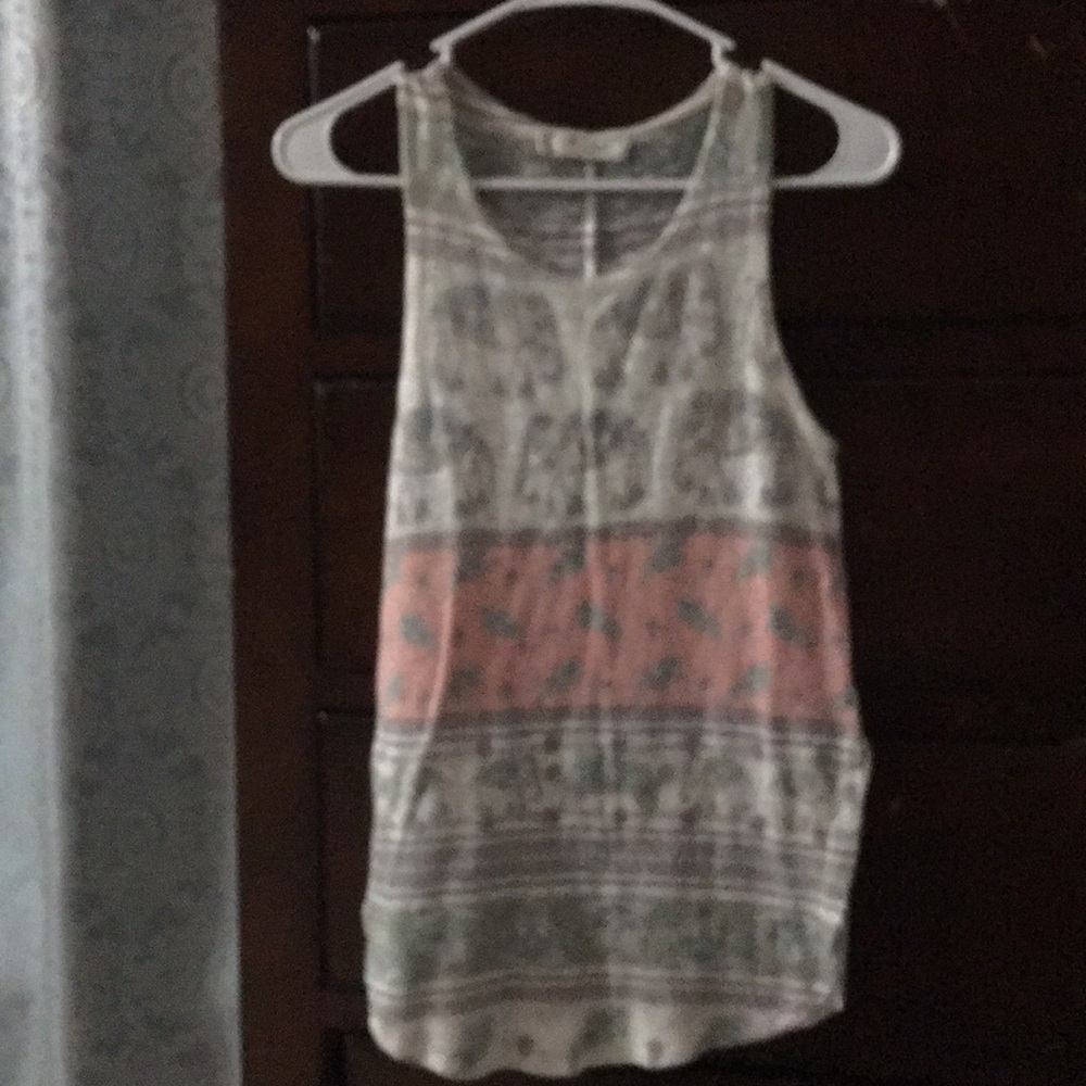 loose tan top